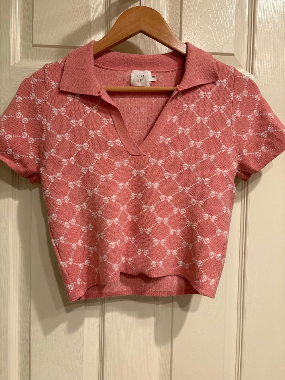 LUNA IVY Pink White Bows Argyle Cropped Sweater Top Size Small Preppy Feminine